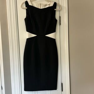 Karen Millen Black and White Women’s Dress worn twice US Size 4